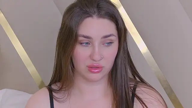 KiraBarlows online show from September 9, 2025, 8:30 pm