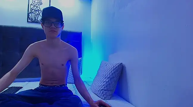 wolfandsky online show from March 7, 2025, 11:29 am