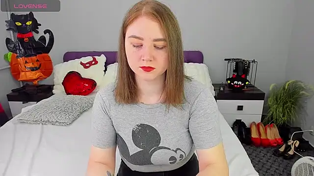 lillyloan4u online show from October 28, 2025, 11:25 am