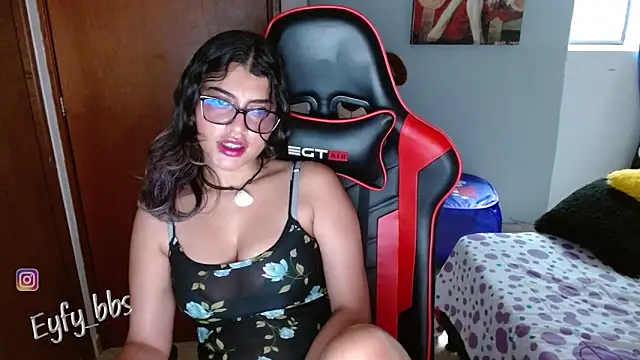 Snapshot of Eyfy_bbs chatting on February 12, 2025, 10:04 pm Eyfy bbs online show from February 12, 2025, 10:04 pm