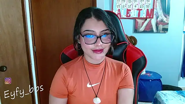 Snapshot of Eyfy_bbs chatting on March 10, 2025, 10:45 pm Eyfy bbs online show from March 10, 2025, 10:45 pm