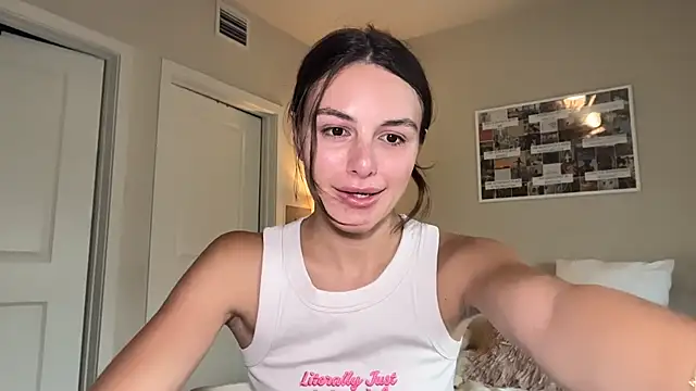 graciesmith27 online show from April 29, 2026, 5:41 pm