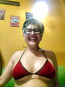 ilonna2025 online show from March 10, 2025, 12:18 am