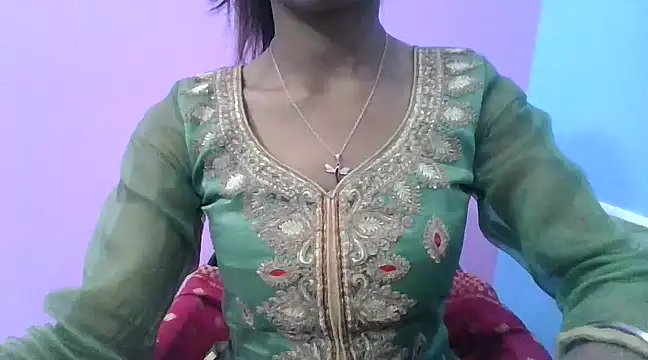 Snapshot of Leoni_G chatting on February 16, 2025, 9:26 am Leoni G online show from February 16, 2025, 9:26 am