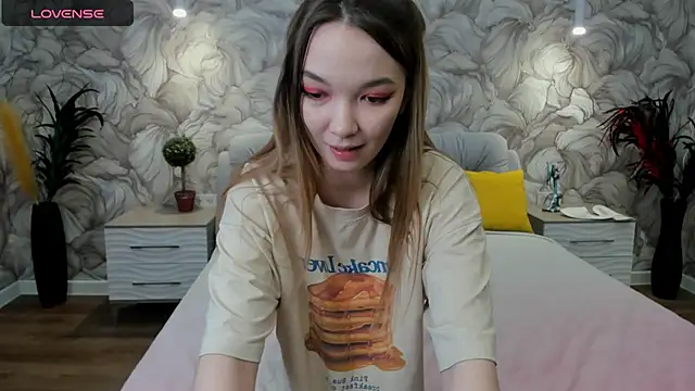 SusannJohnson online show from March 13, 2025, 6:16 am