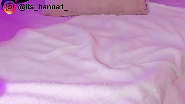 cutte hanna18 online show from July 23, 2026, 1:58 am