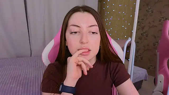 Ann moon   online show from February 2, 2025, 3:17 pm