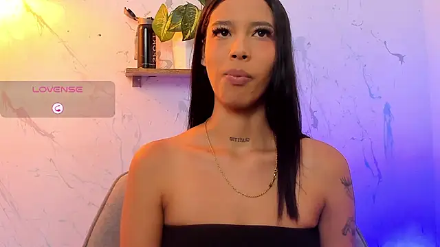 Paulina Lopezz online show from September 18, 2025, 5:37 pm