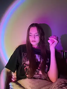 Snapshot of RayWillliams chatting on November 20, 2025, 12:44 am RayWillliams online show from November 20, 2025, 12:44 am