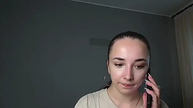 Snapshot of Eva_Gloryy chatting on June 10, 2026, 12:59 pm Eva Gloryy online show from June 10, 2026, 12:59 pm