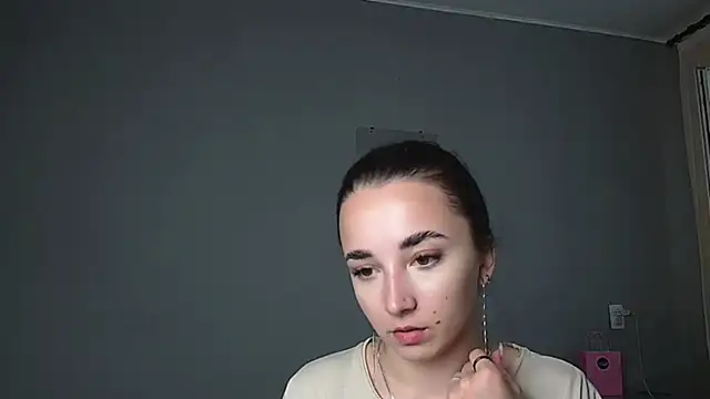 Snapshot of Eva_Gloryy chatting on June 19, 2026, 9:02 am Eva Gloryy online show from June 19, 2026, 9:02 am