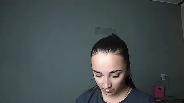 Snapshot of Eva_Gloryy chatting on June 20, 2026, 7:05 pm Eva Gloryy online show from June 20, 2026, 7:05 pm