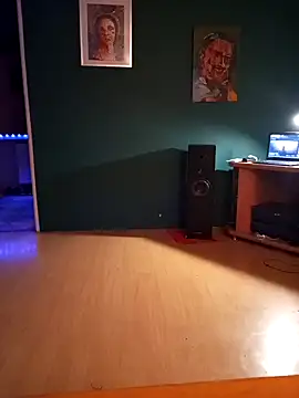 Snapshot of bobbuilder77pl chatting on January 29, 2025, 3:58 pm bobbuilder77pl online show from January 29, 2025, 3:58 pm