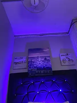 Snapshot of Lili__taylor chatting on March 15, 2025, 5:59 pm Lili taylor online show from March 15, 2025, 5:59 pm