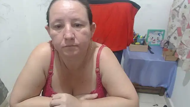 Snapshot of Yohis_Kiut25 chatting on May 10, 2026, 5:23 am Yohis Kiut25 online show from May 10, 2026, 5:23 am