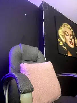 Snapshot of viktoria_davis_ chatting on October 30, 2025, 10:54 pm viktoria davis online show from October 30, 2025, 10:54 pm