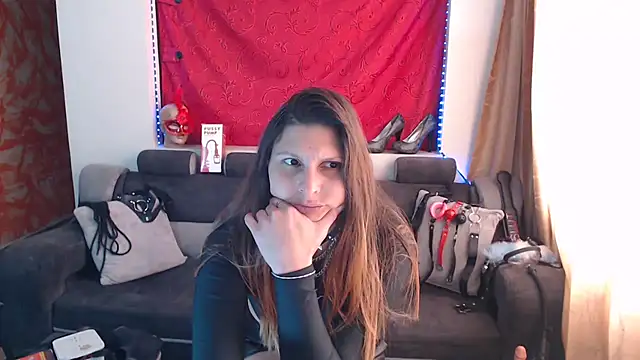 Snapshot of sachaclinford chatting on September 25, 2025, 6:00 pm sachaclinford online show from September 25, 2025, 6:00 pm