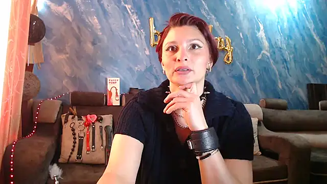 Snapshot of sachaclinford chatting on November 1, 2025, 5:59 pm sachaclinford online show from November 1, 2025, 5:59 pm