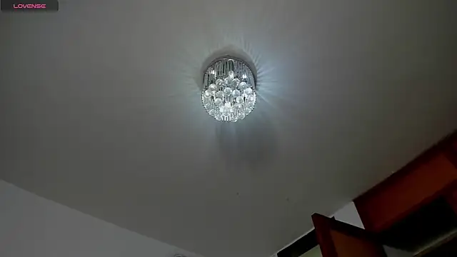 Dayana  Ospina online show from February 15, 2025, 7:50 pm