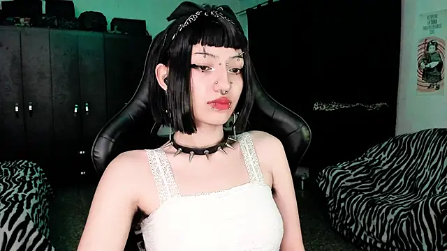 roxy toxic online show from January 8, 2026, 2:47 am