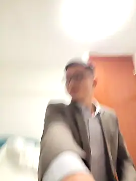 goodboyfcy online show from March 1, 2025, 11:17 am