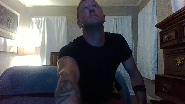 biggzee6 online show from May 11, 2026, 7:25 am