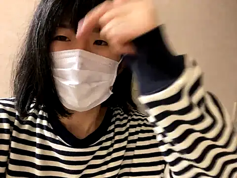 Snapshot of riri_riri_jp chatting on October 12, 2025, 5:12 pm riri riri jp online show from October 12, 2025, 5:12 pm