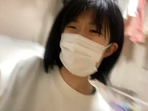 Snapshot of riri_riri_jp chatting on November 13, 2025, 10:36 am riri riri jp online show from November 13, 2025, 10:36 am