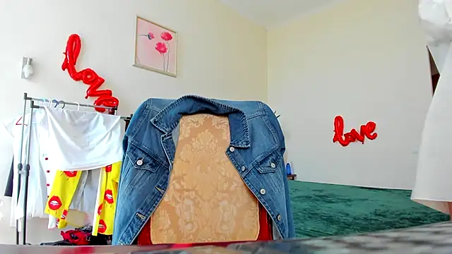 Snapshot of Tianiaa chatting on September 13, 2025, 8:36 am Tianiaa online show from September 13, 2025, 8:36 am