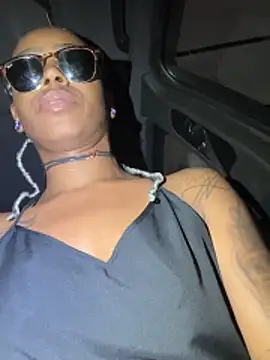 Snapshot of thegodstayce chatting on December 14, 2025, 12:27 am thegodstayce online show from December 14, 2025, 12:27 am