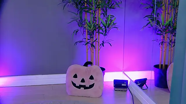 PatriciaSpice online show from February 15, 2026, 5:48 am