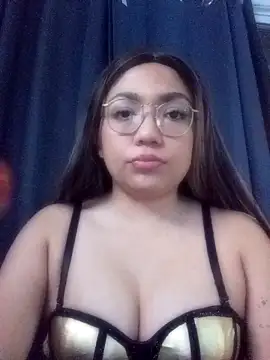 criscrispdv online show from May 2, 2026, 12:37 am