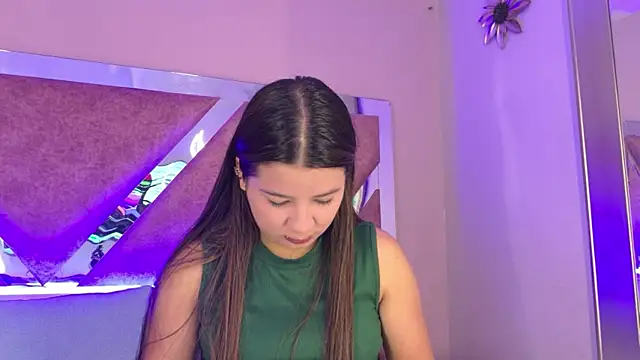 ValeriaOrtega online show from July 7, 2026, 11:47 am