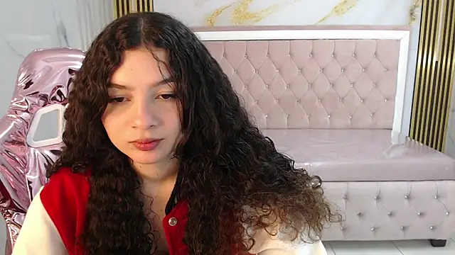 Snapshot of shalon_diaz_s chatting on January 22, 2025, 1:21 pm shalon diaz s online show from January 22, 2025, 1:21 pm