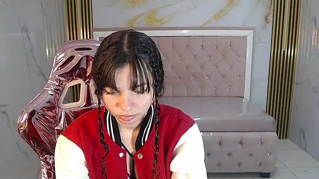 Snapshot of shalon_diaz_s chatting on February 20, 2025, 1:08 pm shalon diaz s online show from February 20, 2025, 1:08 pm