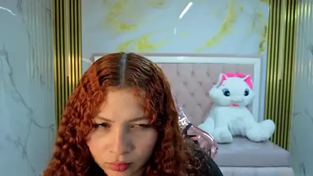 Snapshot of shalon_diaz_s chatting on June 3, 2026, 2:44 pm shalon diaz s online show from June 3, 2026, 2:44 pm