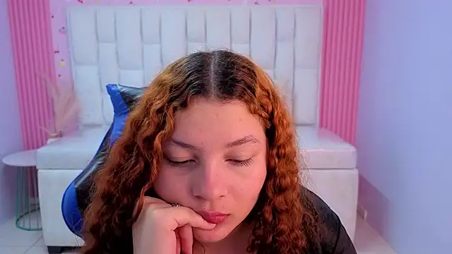 Snapshot of shalon_diaz_s chatting on July 30, 2026, 3:44 pm shalon diaz s online show from July 30, 2026, 3:44 pm