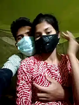 Hot couple 1 online show from March 6, 2025, 4:49 pm