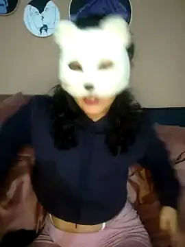 GinnyDelice online show from January 22, 2025, 2:26 am