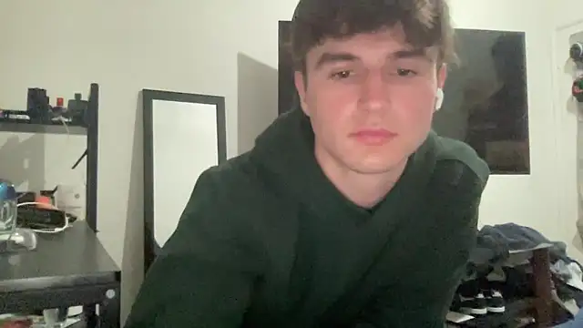 Snapshot of ryan_28747 chatting on May 3, 2026, 5:35 am ryan 28747 online show from May 3, 2026, 5:35 am