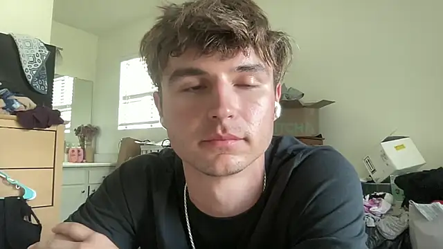 Snapshot of ryan_28747 chatting on May 12, 2026, 10:29 pm ryan 28747 online show from May 12, 2026, 10:29 pm