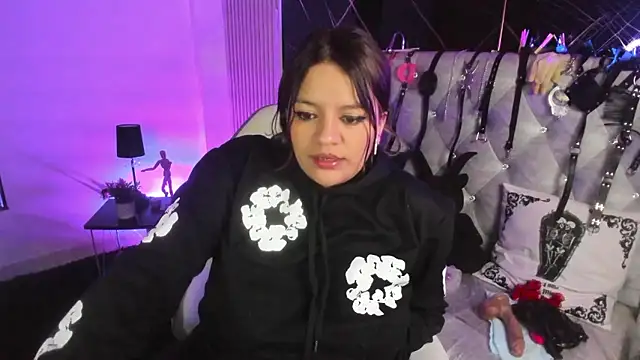 victoria  floyd online show from January 14, 2026, 11:53 pm