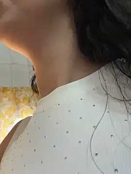 Snapshot of majdolin78 chatting on October 31, 2025, 10:27 am majdolin78 online show from October 31, 2025, 10:27 am