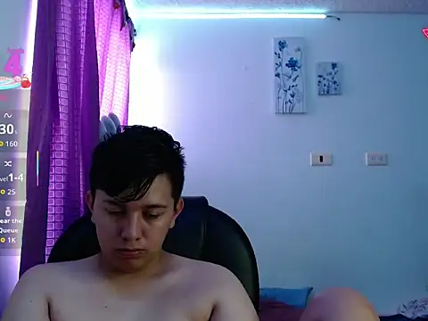 Snapshot of Alan_red chatting on November 20, 2025, 3:23 pm Alan red online show from November 20, 2025, 3:23 pm