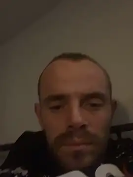 Snapshot of wyattstone chatting on December 17, 2025, 10:38 pm wyattstone online show from December 17, 2025, 10:38 pm