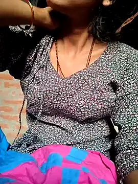 Snapshot of Sexy_Tanya69 chatting on November 28, 2025, 1:41 am Sexy Tanya69 online show from November 28, 2025, 1:41 am