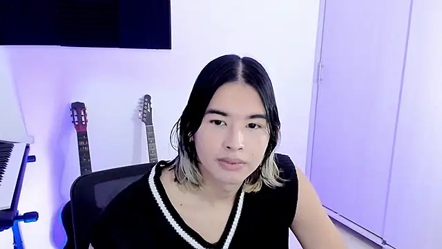 JordiWilld online show from October 18, 2025, 4:37 am