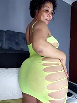 Fattypussyxx online show from April 25, 2026, 8:39 pm
