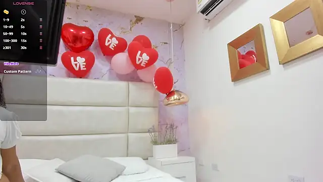 AnthonelaRusso  online show from February 17, 2025, 3:36 am