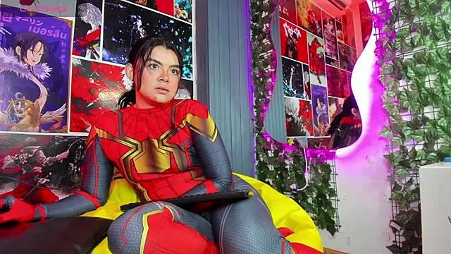 Snapshot of Zoe_Cheshire chatting on February 3, 2025, 8:13 pm Zoe Cheshire online show from February 3, 2025, 8:13 pm